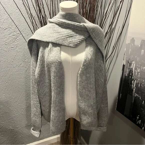 🌸NWOT UNIVERSAL THREAD OVERSIZED GREY CARDIGAN SWEATER SIZE MEDIUM🌸 - Picture 4 of 7